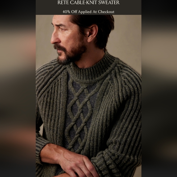 Banana Republic Crewneck Wool Knit Blue Sweater - Picture 2 of 6